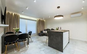 Manufaktura'S Star ***** Apartment By Pinpoint